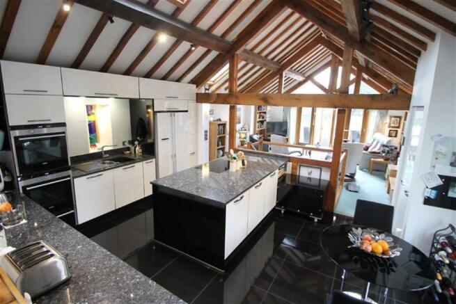 Kitchen / Breakfast 