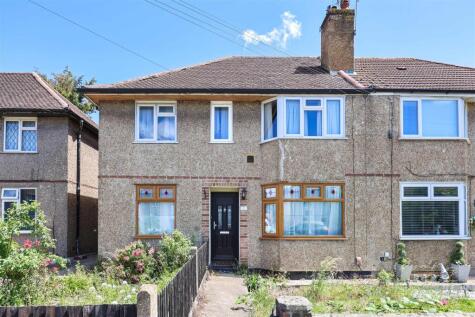 Pinewood Avenue, Hillingdon, UB8