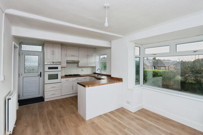 3 bed Semi-Detached for sale Image 5