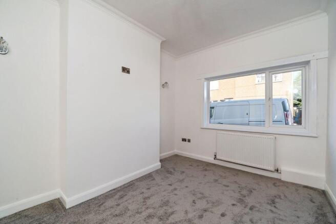 Living room pic 1