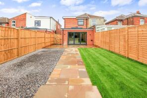20, Macnaghten Road, Southampton SO18 1GJ