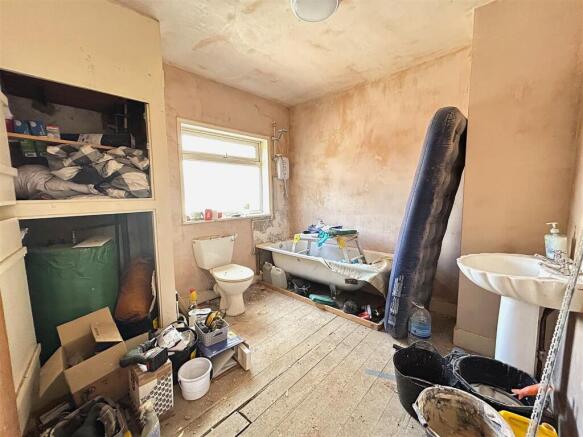 1 bed Terraced for sale Image 6