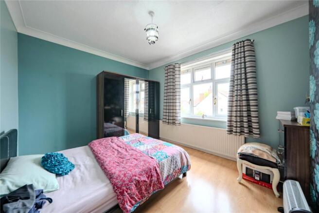 6 bed Detached for sale Image 7
