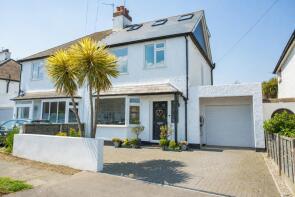 11, Pier Avenue, Herne Bay CT6 8PQ