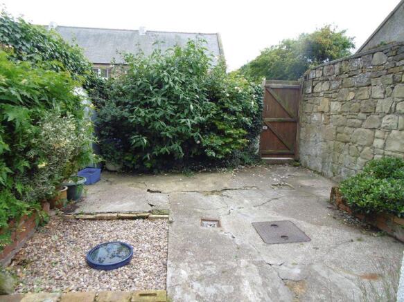 Photo 16