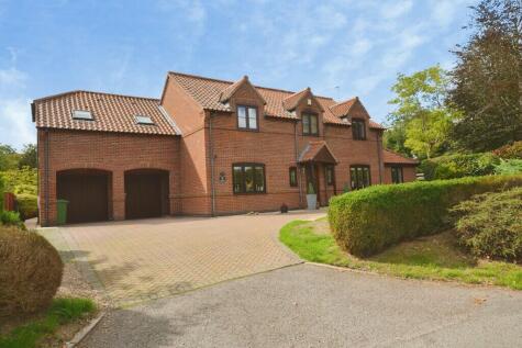 Stunning Detached Home, Hockerton Road, Upton