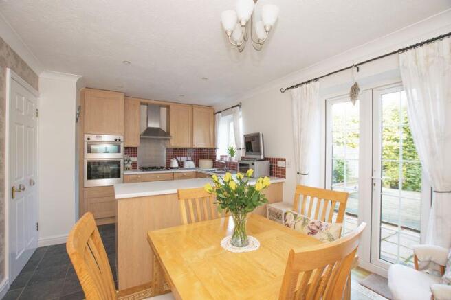 Kitchen/Breakf...