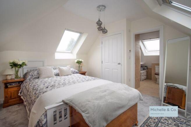 Principle bedroom 