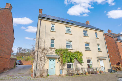 Home Orchard, Stroud, GL5