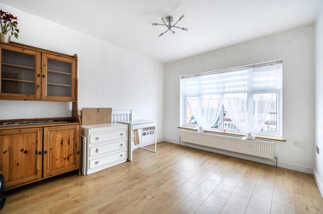 1415342-3-698ce9d...