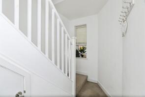 Flat 8, 202 204, Station Road, Rainham, Gillingham ME8 7PR