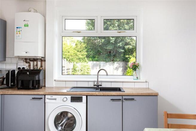 3 bed Terraced for sale Image 6