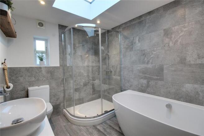 Grnd Floor Bathroom