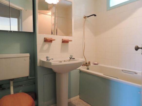 Photo 6