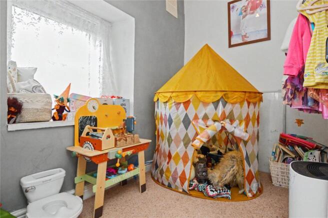 2 bed Terraced for sale Image 6
