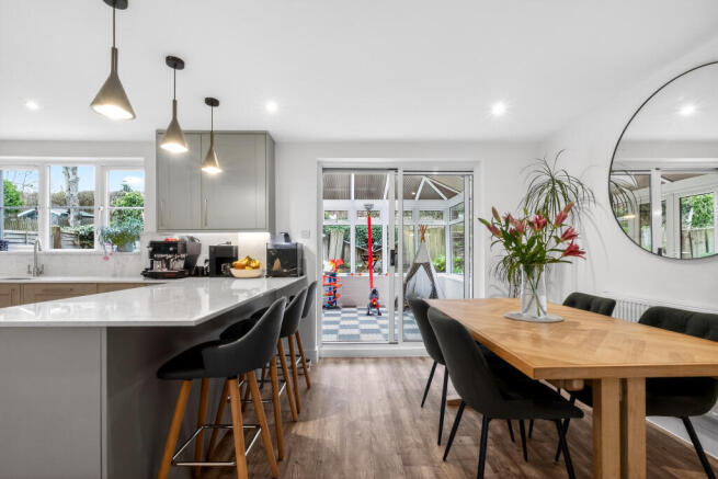 Kitchen/Dining Room