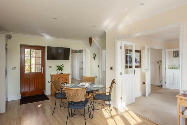 Thornton View 8 Kitchen-3.jpg