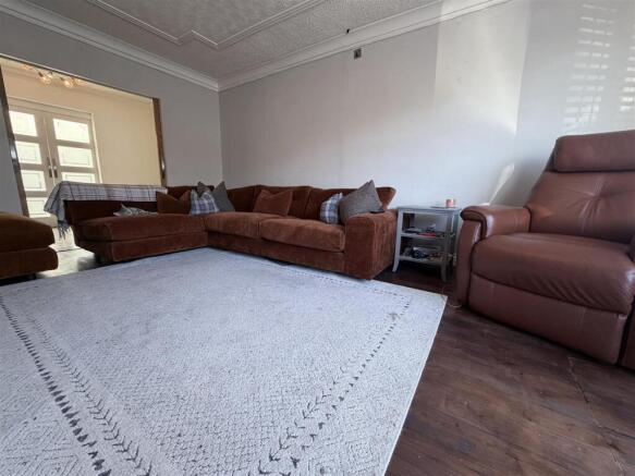 3 bed Semi-Detached for sale Image 9