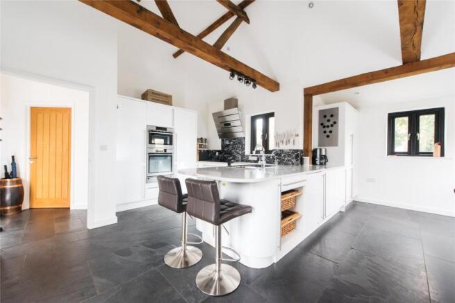Kitchen/Breakfast Rm
