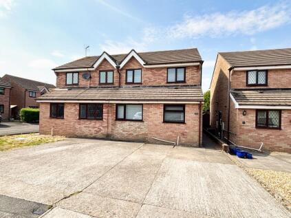 George Thomas Close, Porthcawl, CF36