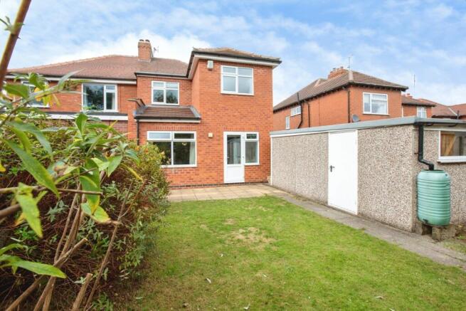 Norbury Drive, Mansfield, Nottinghamshire, NG18 photo 4