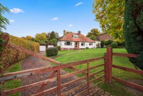 Coppins, Beech Hill, Bridge CT4 5AU