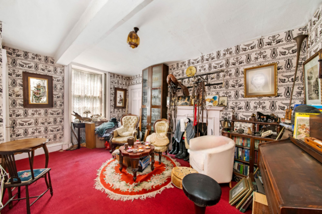 15 bed Character Property for sale Image 12