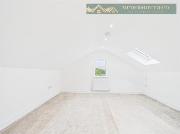 Midgrove Lane, Delph, Saddleworth photo 4