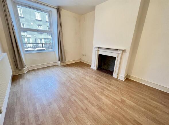 2 - Block of Flats for Auction, Staple Hill, Brist