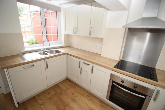Kitchen (Image 3)