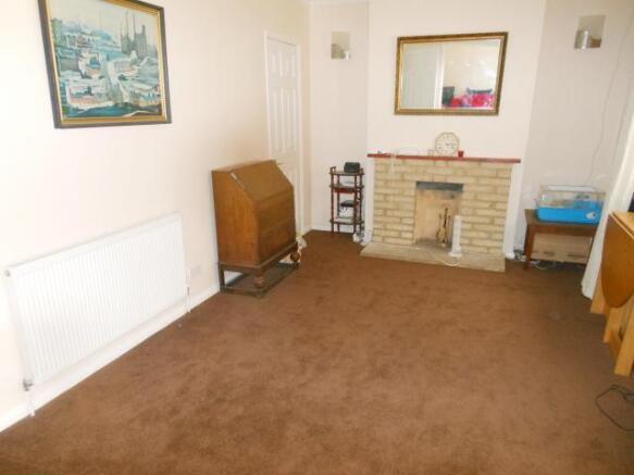 FAMILY ROOM: