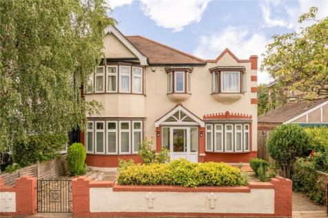 Preston Drive, London, E11