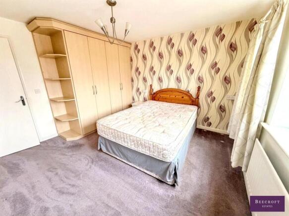 3 bed Detached for sale Image 10