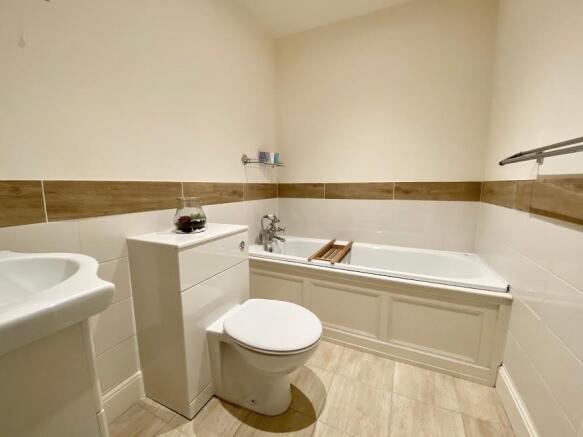 bath 1.jpeg