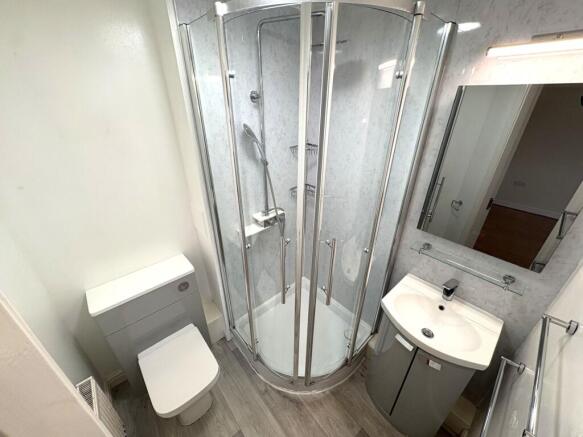3 bed Terraced for sale Image 8