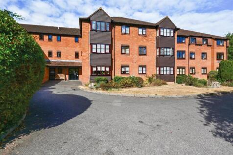 Oakfields, Lychpit, Basingstoke