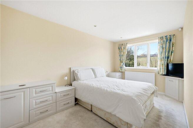 3 bed Bungalow for sale Image 9