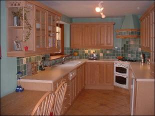 Dining kitchen