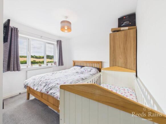 3 bed Semi-Detached for sale Image 4