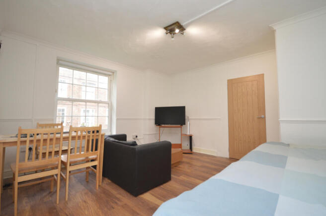 Double Room to Rent in Shared Flat
