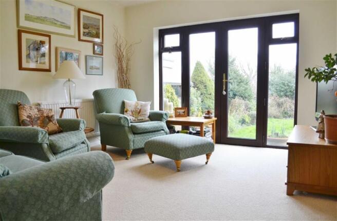 SITTING ROOM