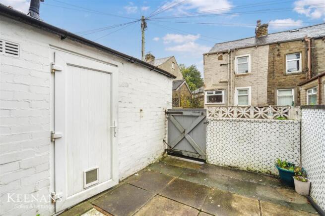 2 bed Terraced for sale Image 9