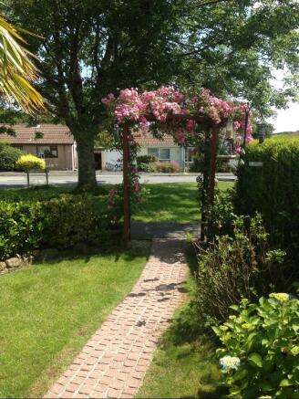 Photo 13