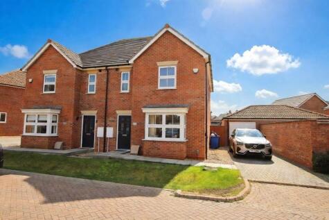 Kristiansand Close, New Waltham