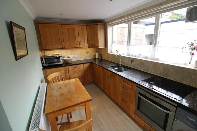 Doncaster Road, Darfield, Barnsley photo 4