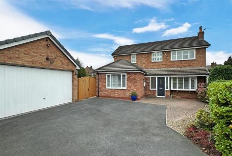 Downham Chase, Timperley