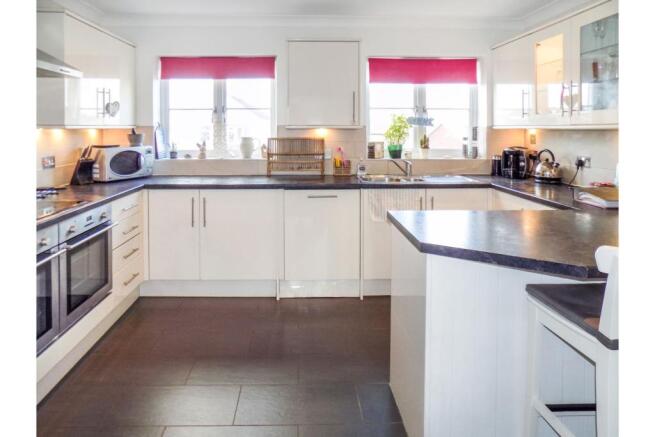 Kitchen/Breakfast