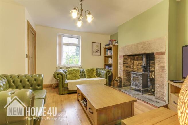 SITTING ROOM: