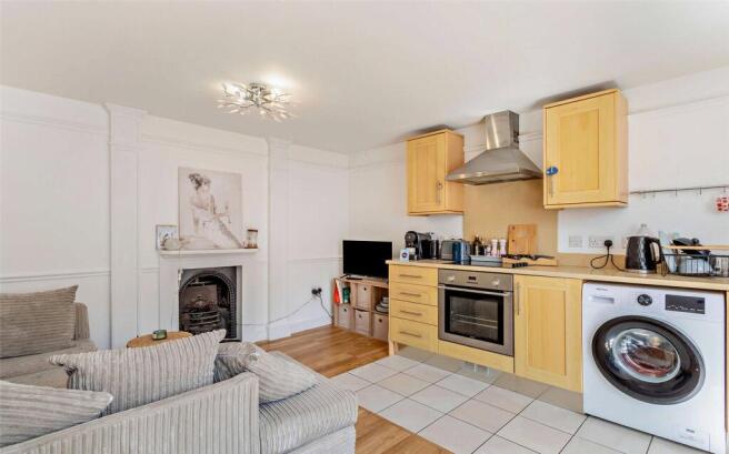 Kitchen/Lounge