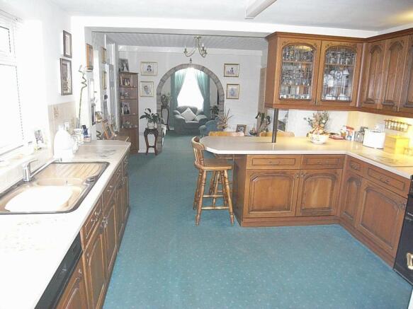 DINING KITCHEN